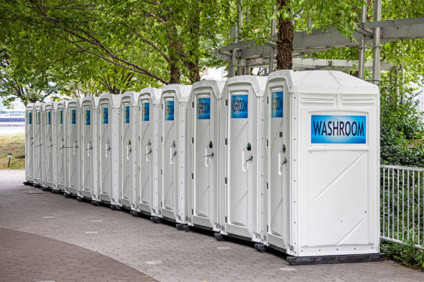 Best Portable restroom trailer rental  in Palos Hls, IL