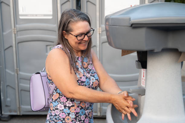 Best Sanitation services for porta potties  in Palos Hls, IL